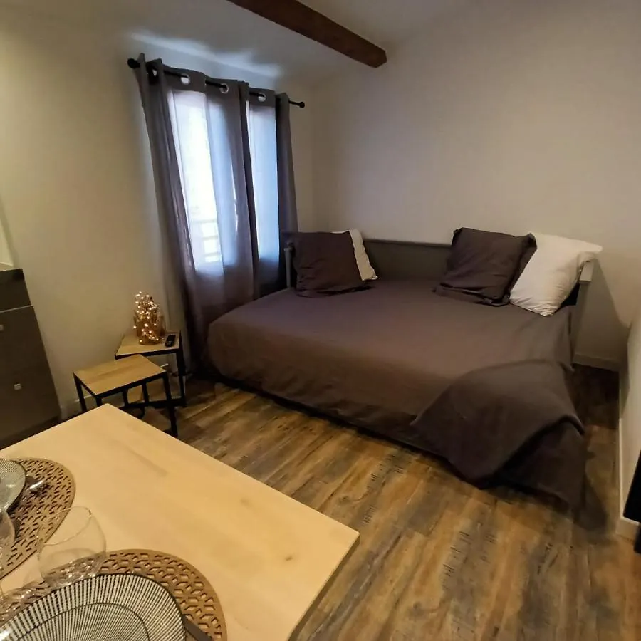 Studio La Moutonne Tt Equipe 20 M2 10Mn Plages- Hyeres - Tres Calme- La Crau Apartment